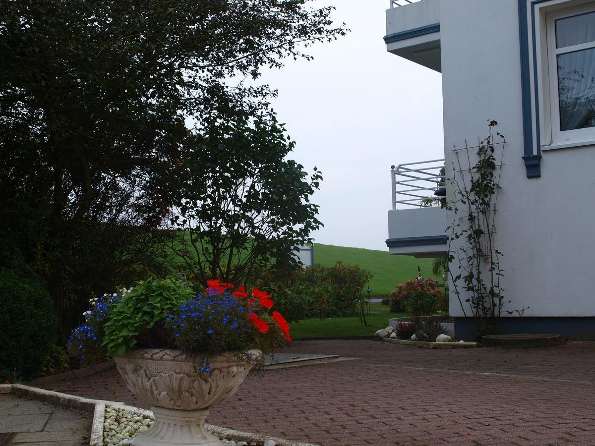 Haus Am Meer Куксхафен Экстерьер фото